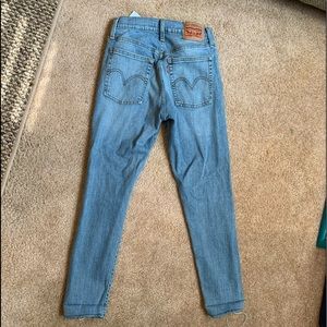 Levi’s Wedgie Skinny